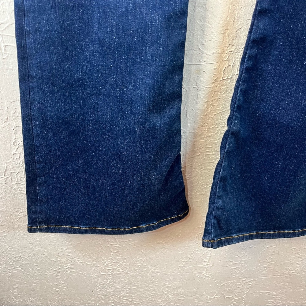 Frame The Bardot Jetset High Rise Flare Jeans in Blue - Picture 7 of 13
